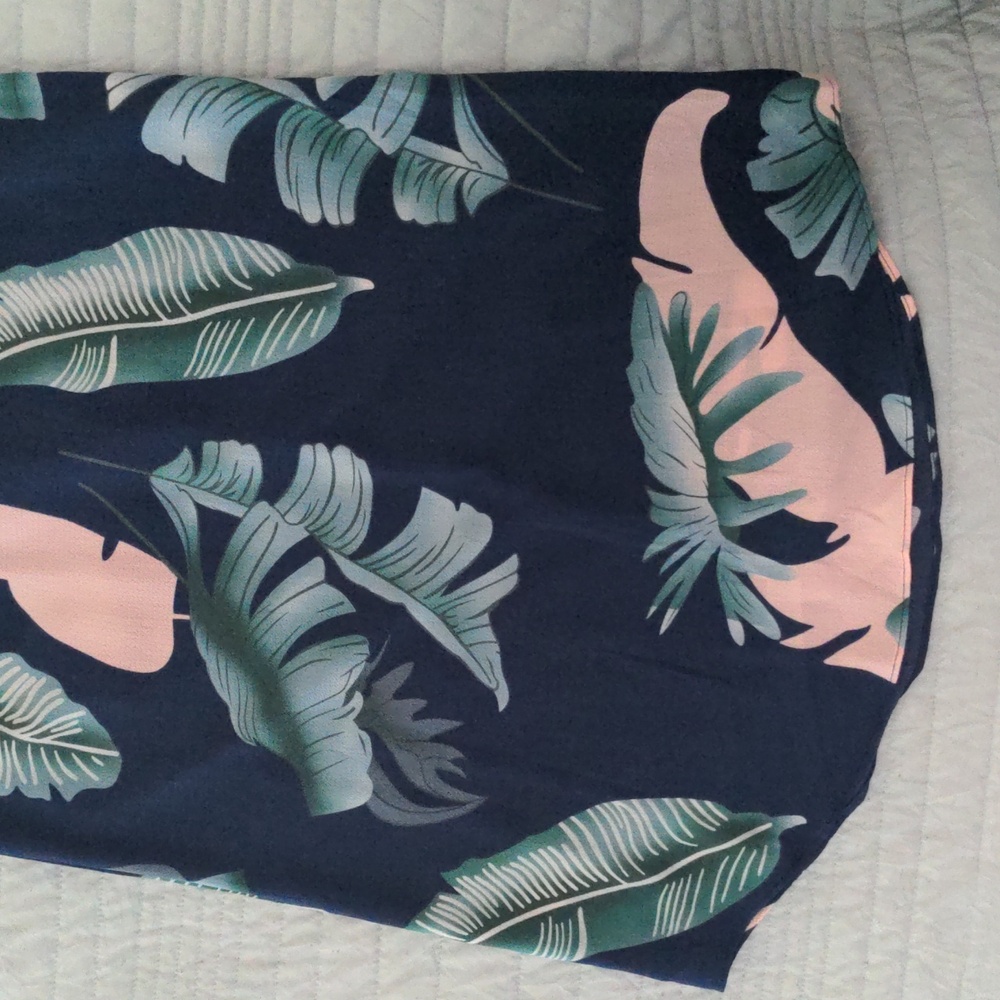 EUC✨ medium high neck blue tropical print spaghetti strap dress - Picture 10 of 13